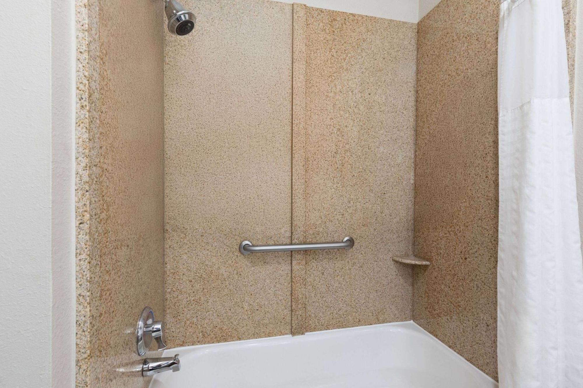 La Quinta By Wyndham Snellville - Stone Mountain Екстериор снимка