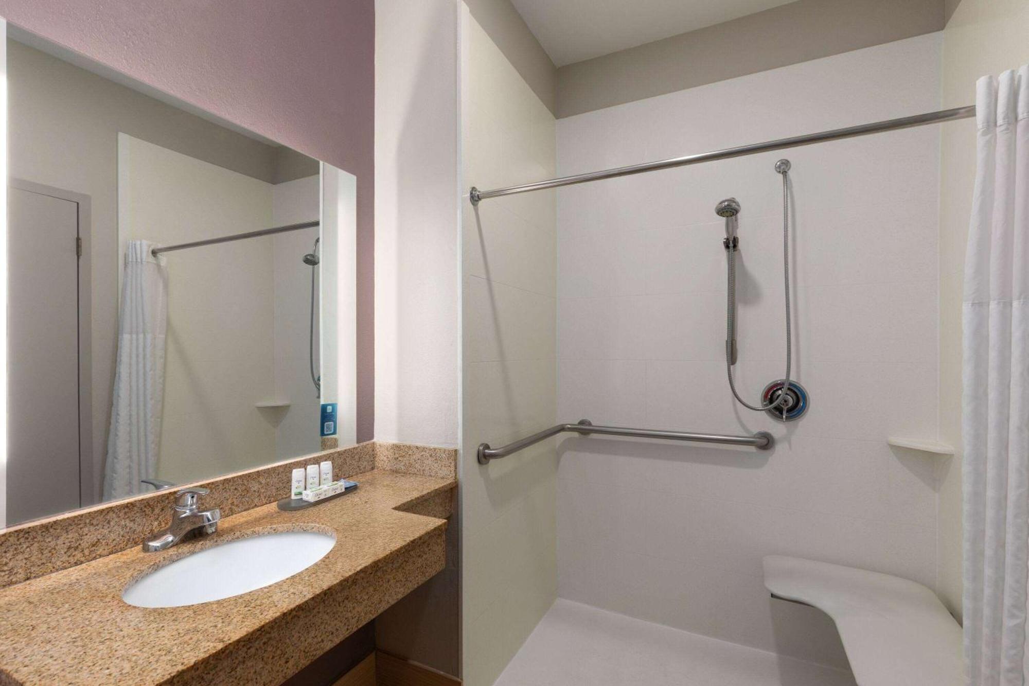 La Quinta By Wyndham Snellville - Stone Mountain Екстериор снимка