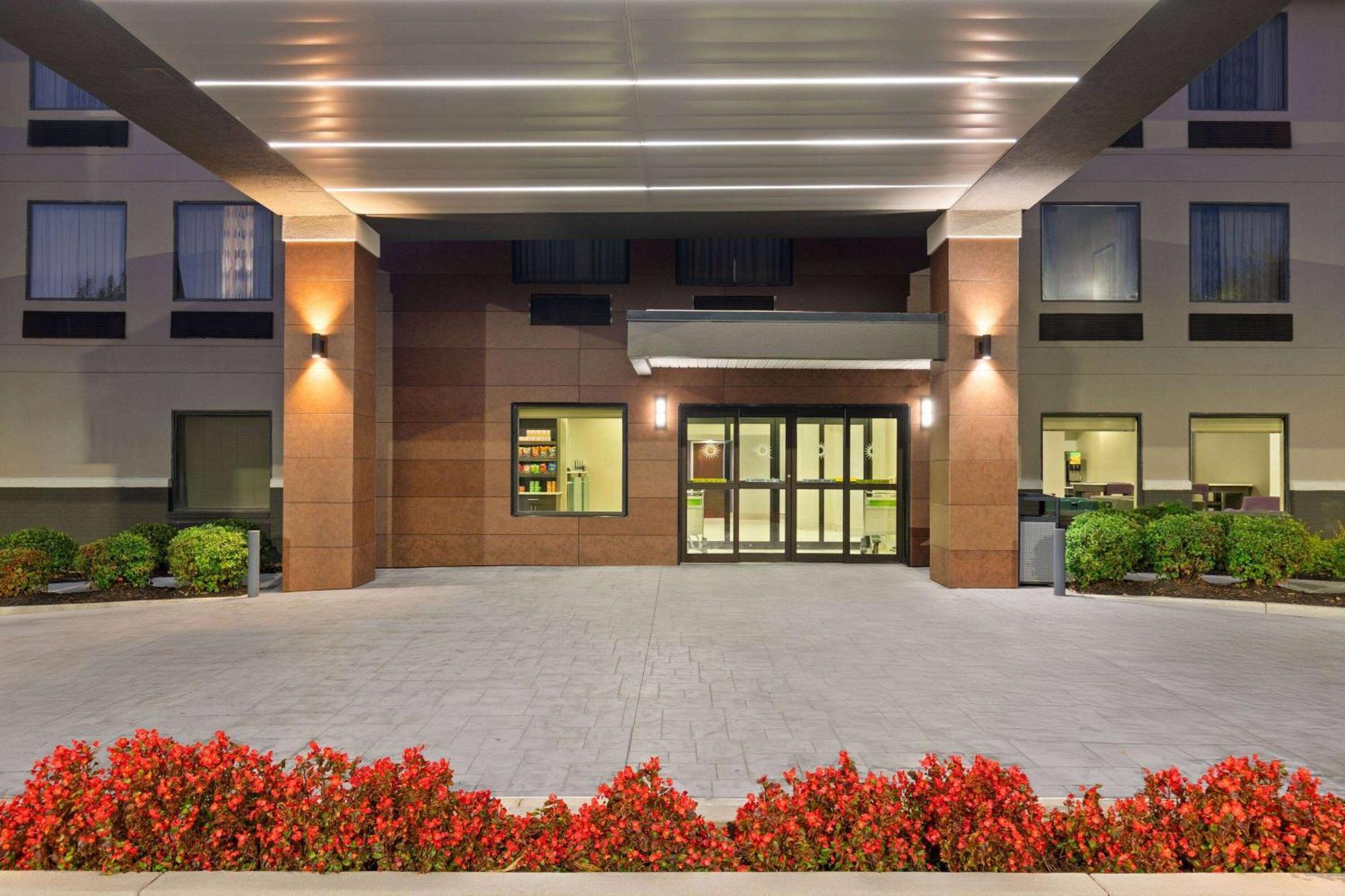La Quinta By Wyndham Snellville - Stone Mountain Екстериор снимка